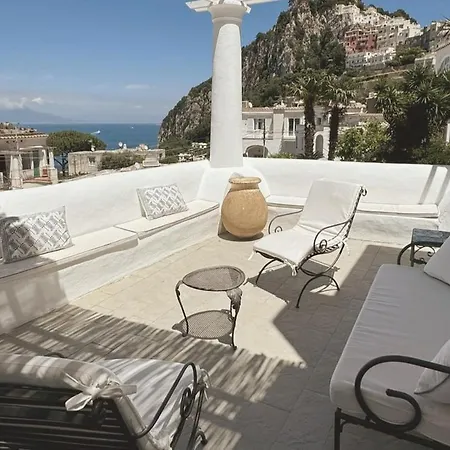 Casa La Terrazza Island *