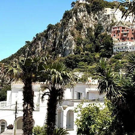 Casa La Terrazza Island بيت للعطل كابري